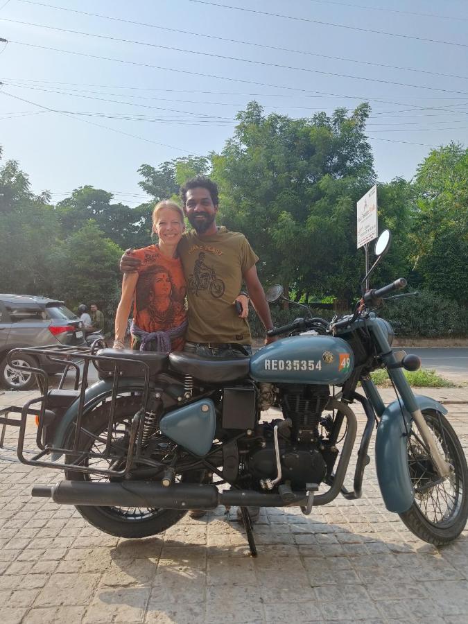 Soul'Stay- A Homestay & Retreat Center Agra  Bagian luar foto
